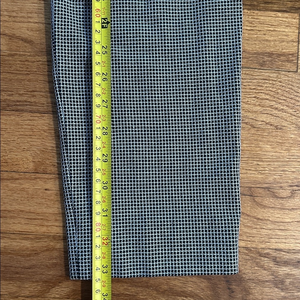 Banana Republic Sloan Fit Black and White Patterned Pants size 8 - Picture 10 of 11